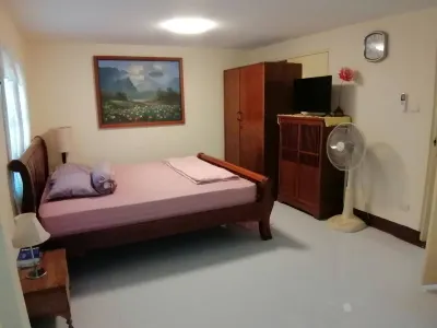 Make Yourself @ Home Hotels in Nong Chom