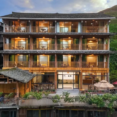 Banshandu Homestay (Longji Rice Terraces Ping'An Village Jiulong Wuhu Viewing Platform)