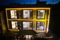 Lotus View Riverside Homestay