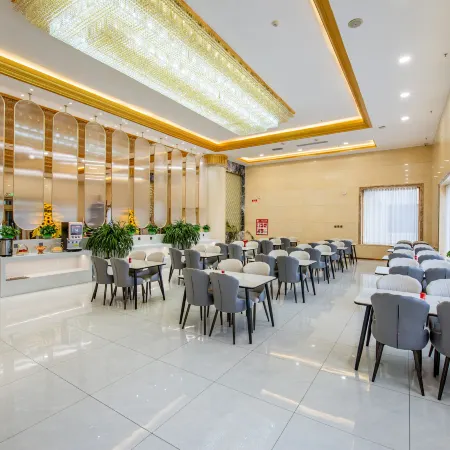 Bachu Jinjiang International Hotel (Bachu Pedestrian St, Bachu Station, Kashgar Prefecture)