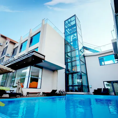 Banshan Jianhai Family Homestay (Qingdao Laoshan Scenic Area)