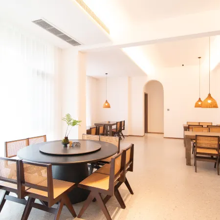 Yueshanting · Mountain and Bamboo Sea · Smart Audio-Visual · Luxury Villa