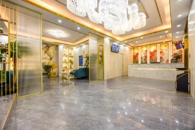 Sihui Dingwang Theme Hotel (Tianguangxu Market Yubocheng Branch) Các khách sạn gần Hall of Heavenly Kings