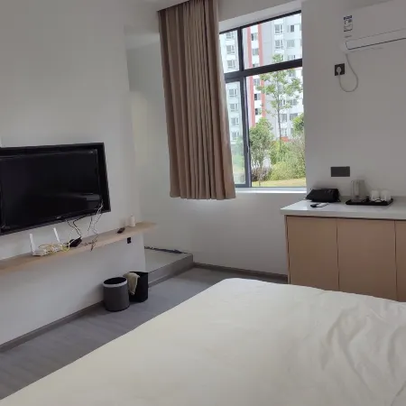 Yihe Elegant Residence (Anshun West Station)