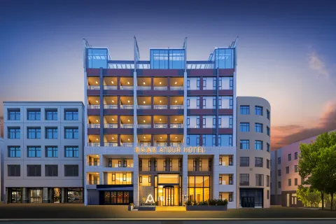 Atour Hotel, Biyun Road, Jushan Square, Xingyi City