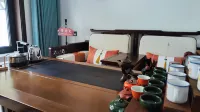 Tianmi Courtyard Homestay