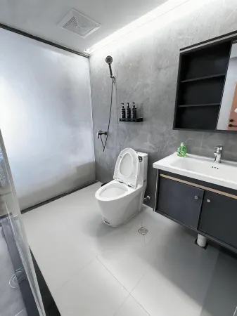 Victoria Holiday Hotel Отели рядом с достопримечательностью «Lake Biwa Scenic Area»