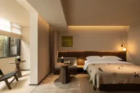 Jiuzhaigou · Dusk Mountain Villa