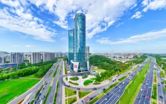 Suzhou Longzhimeng Grand Hotel 雲泉寺周辺のホテル