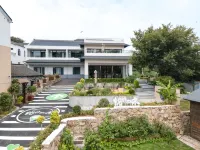 悅伴山水民宿(南京銀杏湖樂園店) 大塘金香草穀附近的飯店