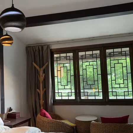 Xitang Chunye · Warm Dream Light Luxury Homestay