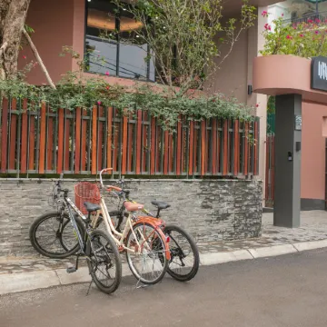 Hanoi Riverview Boutique Hotel & Apartment Отели рядом с достопримечательностью «Тайхо»