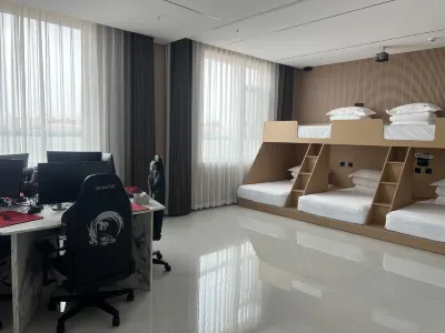 Wukong E-Sports Hotel Các khách sạn gần Mingzhu Square