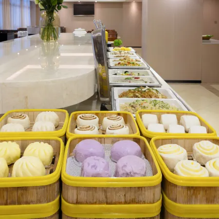 UXANADU Hotel (Nanning Railway Station Mingxiu Road Subway Station)