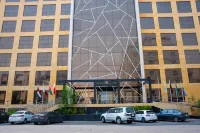 Rosemond Al Hamra Hotel a 