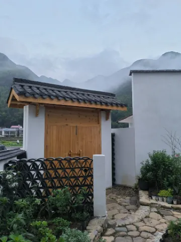 Tonglu Xunzhen Homestay Отели рядом с достопримечательностью «Tianlongjiupu»