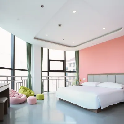 Hanyi Hotel Hôtels à proximité de : Ecole polytechnique et de communication de Shangai