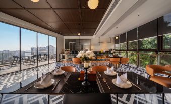 COMBIN HOTEL(Chongqing Erling Second Factory Cultural and Creative Park Store)