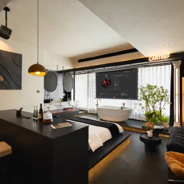 延吉·悅享裏｜TheBeautyofTheEast藝術家酒店（延邊大學網紅牆店） 鄰近金達萊廣場的酒店