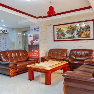 RedDoorz Plus near Camella La Brisa Lapulapu