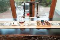 Linyin Holiday Hotel - فطور