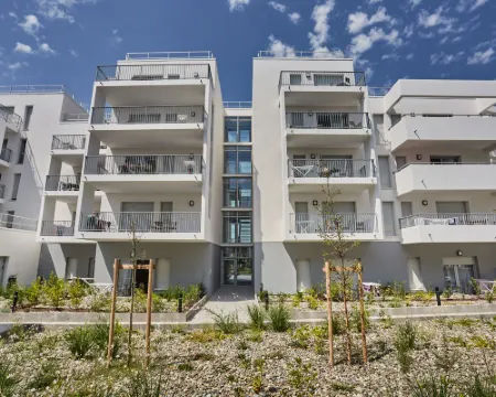 Résidence Odalys L'Orée du Parc Hotels in Royan