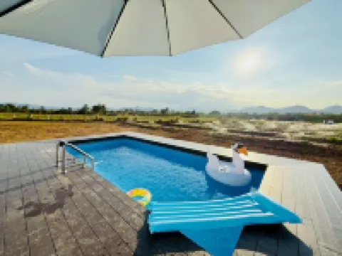 เลอลาน่า ฟาร์ม สเตย์แคมป์ปิ้ง