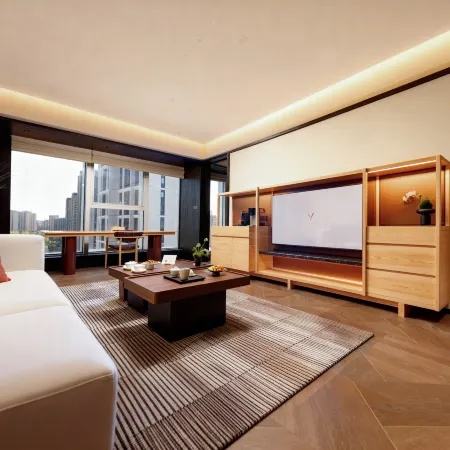 Y Hotel