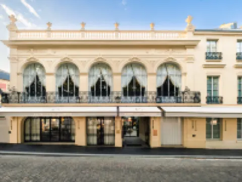 Hôtel Les Lumières - Relais & Châteaux Hotels in Versailles