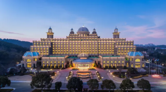 常州太湖灣明都國際大酒店 嬉戲谷-靈山大佛-拈花灣景區酒店