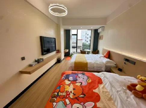 Valley Town Hotel Hotel berhampiran Luoding Confucious Temple