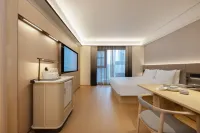 Ji Hotel (Nanjing Yuhua Vientiane City Jiaxi Metro Station) - 3-Star