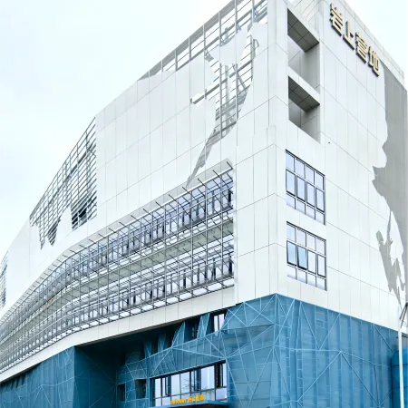 on  the  Tock  hotel Отели рядом с достопримечательностью «Кяомейша Бич»