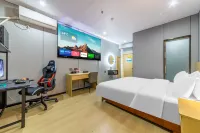 Jingzu E-sports Inn · Luchuan Diwang Square