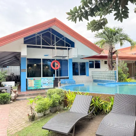 Seaview Beach Resort Dumaguete Beachfront