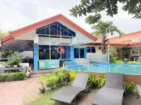 Seaview Beach Resort Dumaguete Beachfront - ビーチサイド