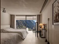 YMUS·ANANDA Hot Spring Healing Retreat فنادق في لودينغ