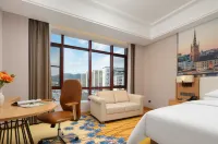 Vienna International Hotel (Chongyi, Ganzhou) - balcony