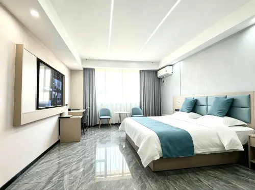 Qitai Jinmailang Hotel (First People's Hospital)