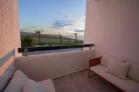 La Perle Dorée – Sea View