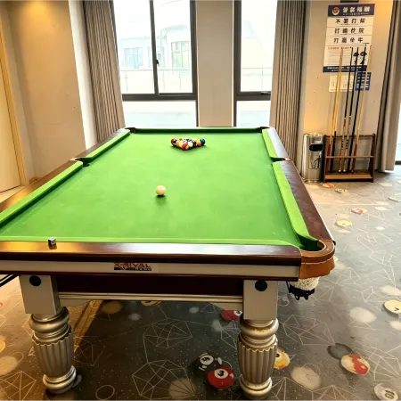 Junya Hotel (Jiaxing Pinghu Xincang Branch)
