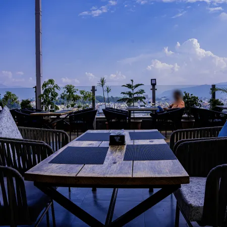 Grand Ambassador Business Hotel