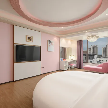Dongfang Zexi Scenic Hotel (Haidongfang Beach Park)