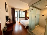 Pomi Cinema Hotel (Chengdu Chadianzi Bus Station) Hotels in Chengdu Happy Valley andSouthwest Jiaotong University