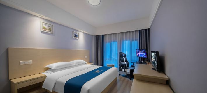 Sailona E-Sports Hotel (Minzu Square) Hotels in Luquan