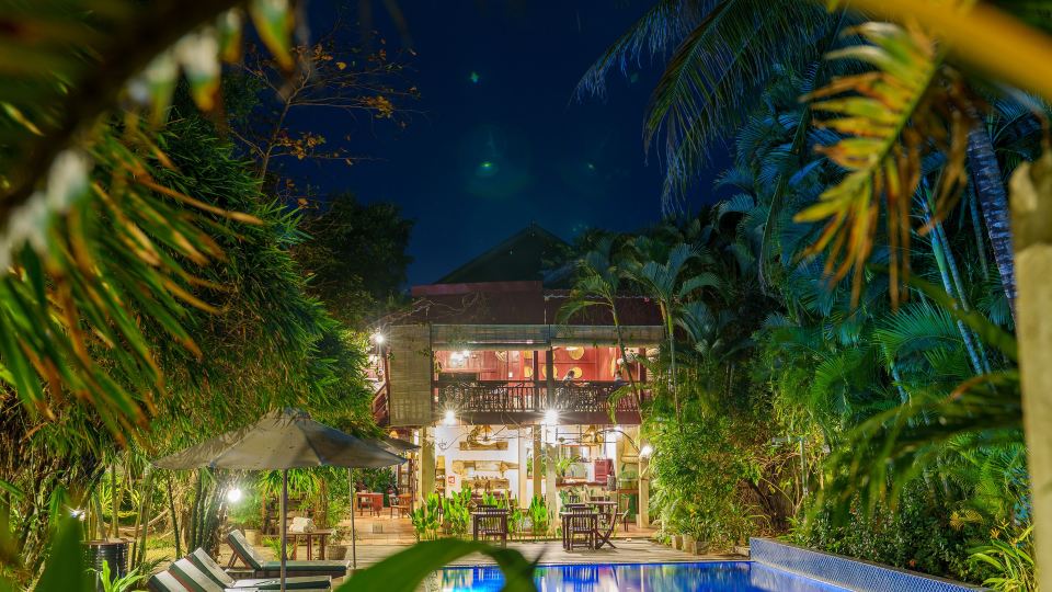 Sambor Village Hotel