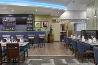 Crowne Plaza KITCHENER-WATERLOO by IHG - breakfast