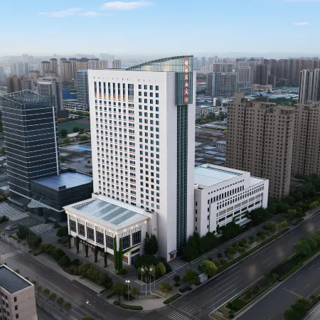 Petroleum Hotel