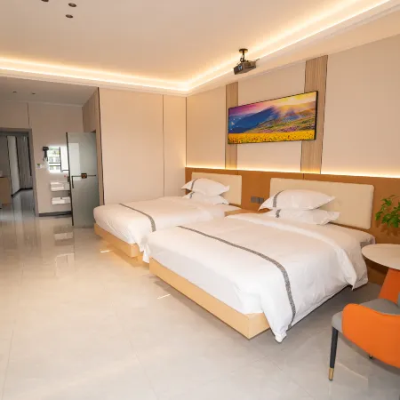 Wangyuelou Homestay (Wumeng Grass Plain)