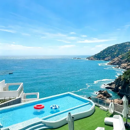 Floral Hotel · Listening to the sea Hotel